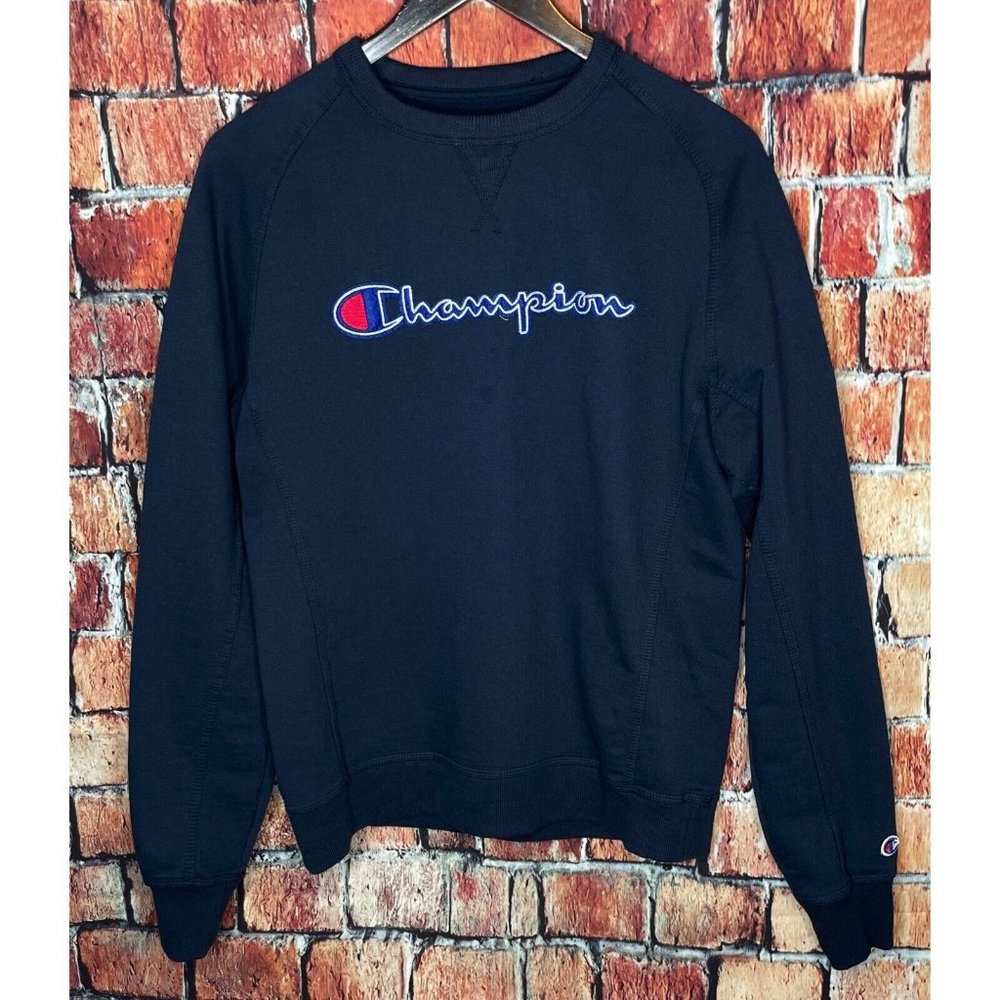 Champion Embroidered Spellout Logo Women’s Navy Blue Crewneck Sweatshirt Large